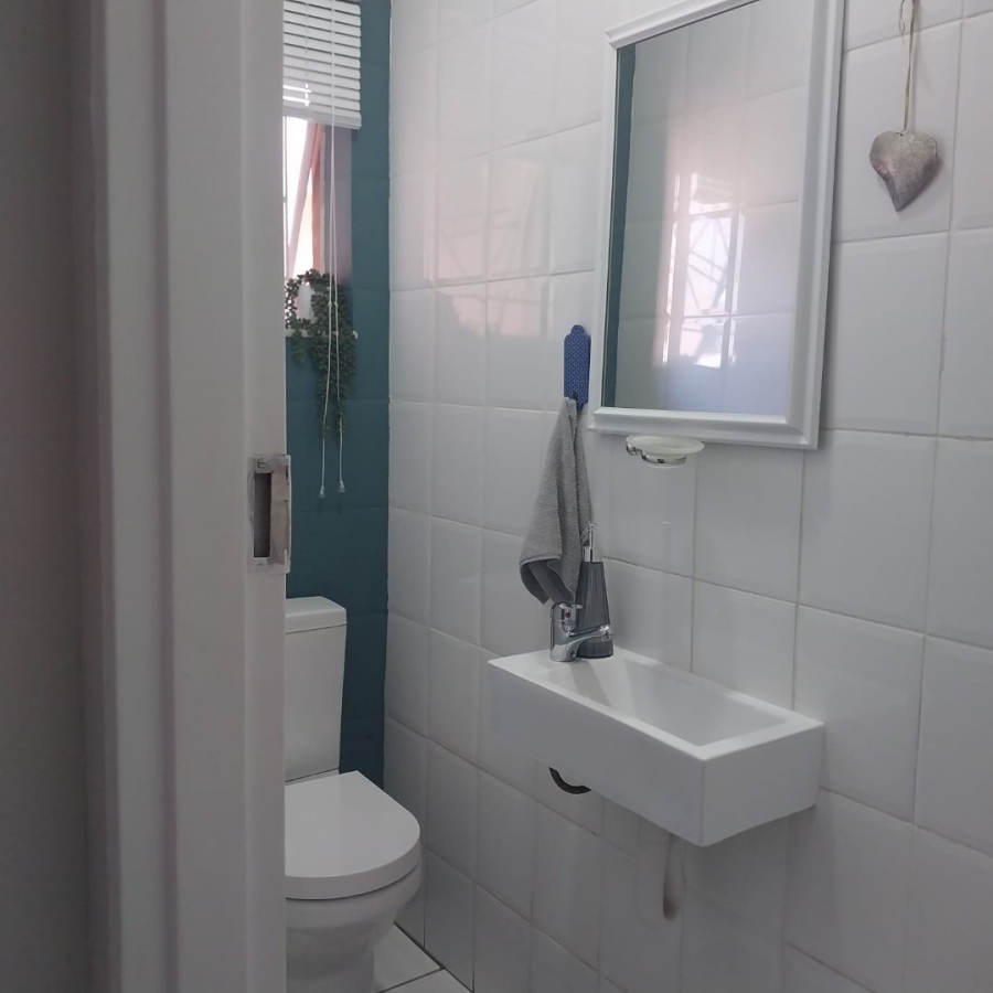 4 Bedroom Property for Sale in El Toro Park Northern Cape